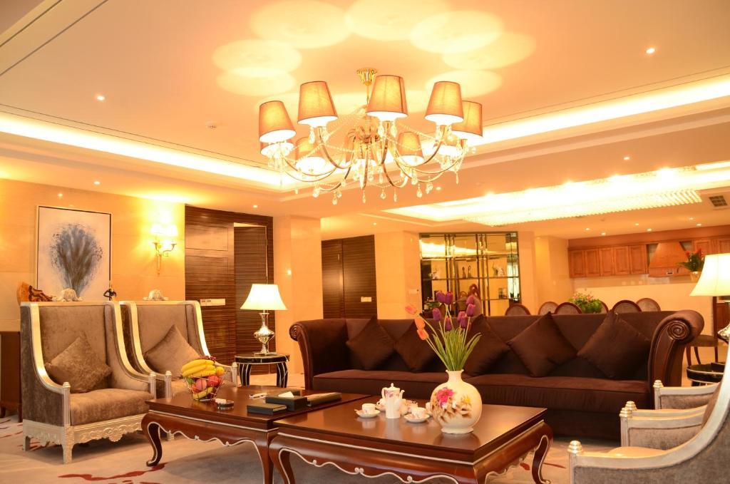 House International Hotel Chengdu Exteriör bild